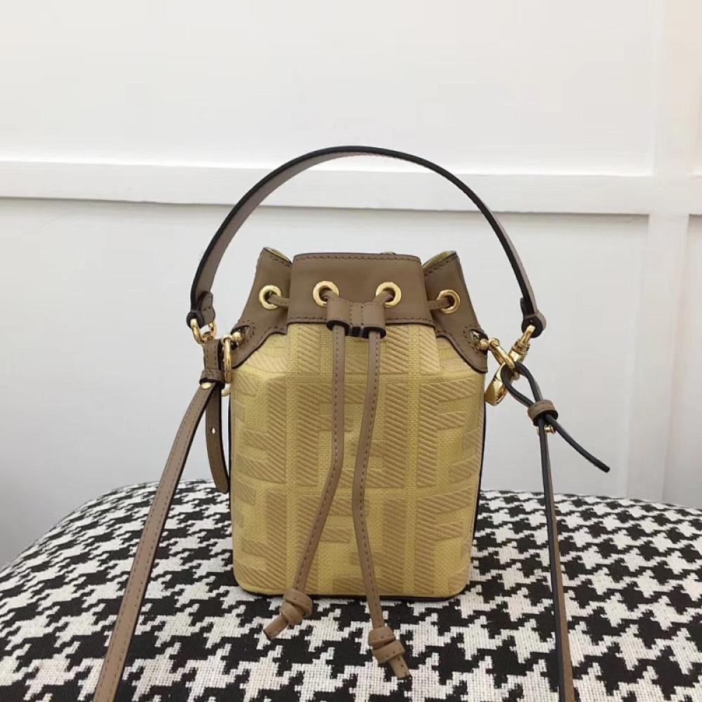 Classic Leather Shoulder Bag