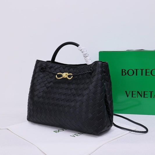 Italian-Inspired Elegant Bag