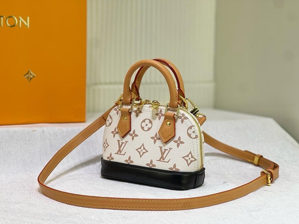 Diane Leather Shoulder Bag