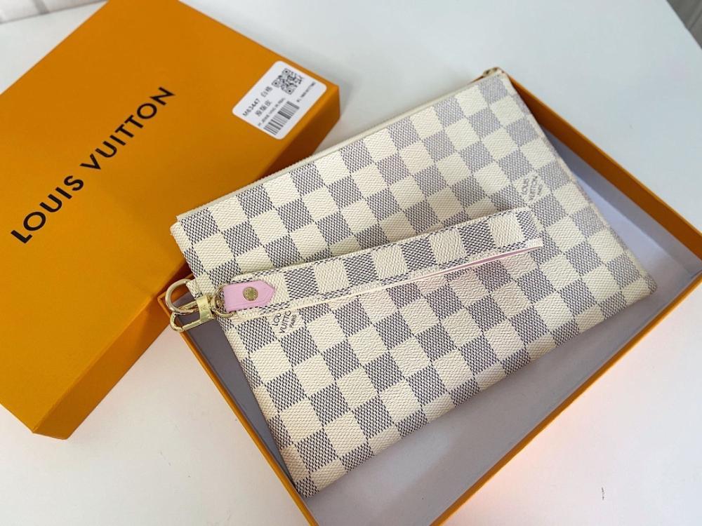 Italian-Inspired Elegant Embroidered Crossbody Bag